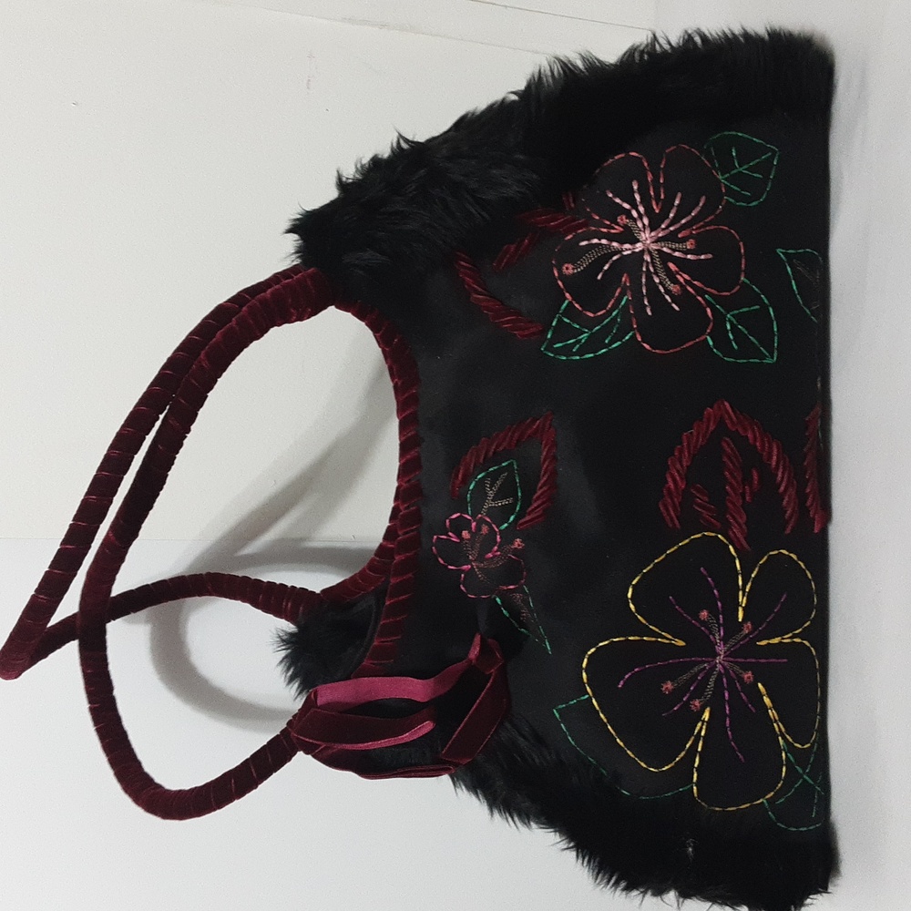 ANTONIO I MELANI‎ Black Faux Fur Multicolored Embroidered Detail Tote